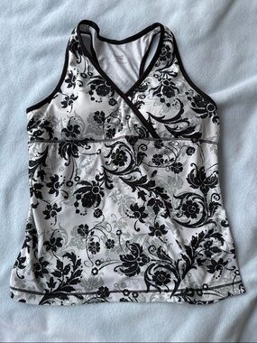 Danskin Now Black and White Floral Crossover Tank